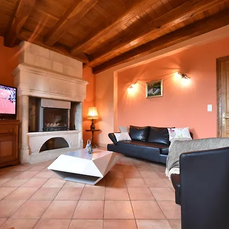 بيت للعطل Luxurious In Domme With Swimming Pool Saint-Cirq-Madelon