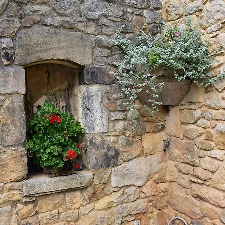 Luxurious In Domme With Swimming Pool * Saint-Cirq-Madelon