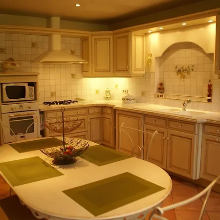Holiday home Luxurious In Domme With Swimming Pool