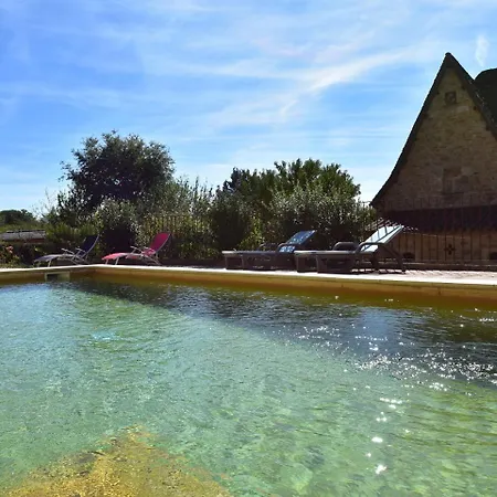 Luxurious In Domme With Swimming Pool Holiday home