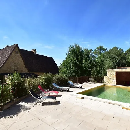 Luxurious In Domme With Swimming Pool Holiday home Saint-Cirq-Madelon